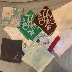 10 Unique Vintage Initial Hankies